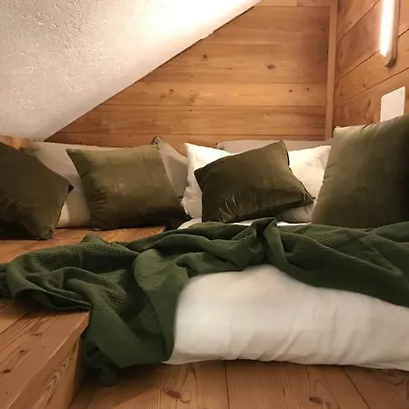 Cozy Close To The Slopes クールマイユール